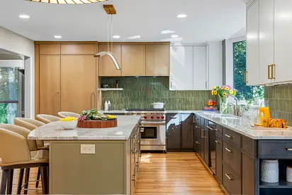 Transform Your Old Kitchen To New Look! Modern Fit-out & 3D Design