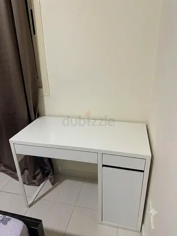IKEA MICKE TABLE FOR SALE