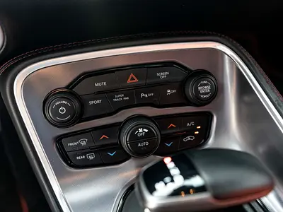 2019 Dodge CHALLENGER — фото 15