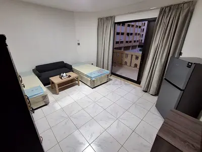 BALCONY PARTITION ROOM, FULLY FURNISHED FOR 2 BACHELORS LOCATED NEAR UNION METRO STATION