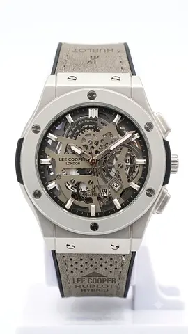 Pair of Men's Mechanical Sport Watches — Grey/Beige Straps