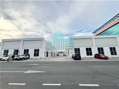 BRAND NEW FRONT-FACING SHOWROOM | PREMIUM LOCATION | IDEAL FOR CREATIVE BUSINESSES