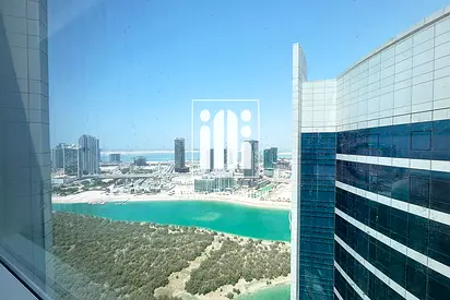اطلاله للبحر والمانجروف | شقه كبيره | غرفه ماستر + باركن | دفعات |