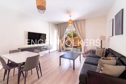 Large Layout l Vacant l Fully Upgraded
