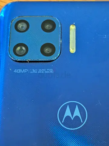 Motorola smartphone - blue, 48MP quad camera, good condition