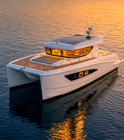 Catamaran Discovery 40 - Full options - x2 Mercury 350 hp -Built to order  Delivery to UAE included