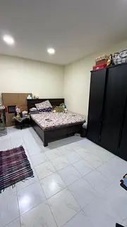 Family or excutive bachalor room available in burdubai