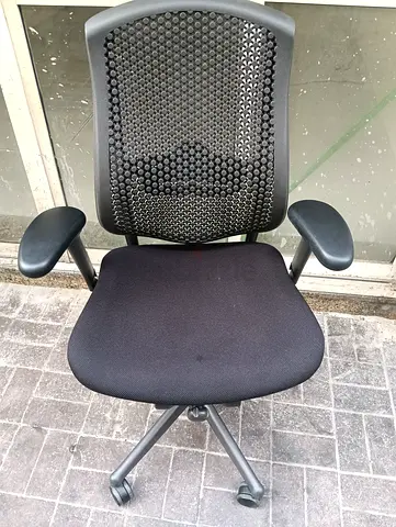 Herman Miller celle chair for selling.fully loaded