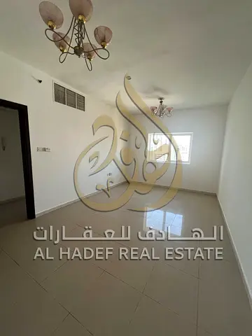 **غرفة وصالة للإيجار في التعاون الشارقة | بالقرب من مخرج دبي | حمامان | تكييف وغاز مركزي | الدفع 4 أو 5 دفعات**