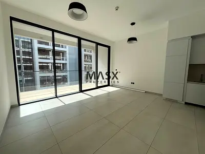 30 Days Free | Well Maintained | 6 Cheques