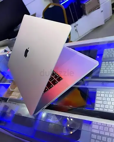 MacBook Pro 15.5 -inch Space Gray (Intel) - Good Condition