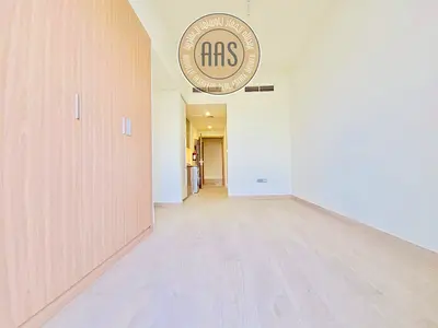 40k with 04 cheques •• High Quality •• hot offer •• luxurious & lavish studio •• spacious layout ••