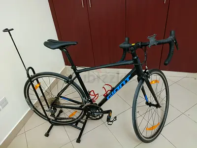 Giant Contend Road Bike for sale