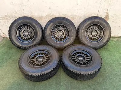 5x Original Method 318 17” 6x139.7 + 5x Yokohama 285/70R17 2024