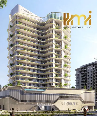 Curved-Façade Studio | Celesto Tower 2 | Pool & City Views