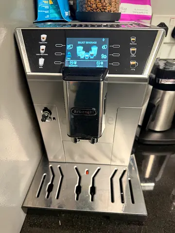 De'Longhi Super Automatic Espresso Machine - perfect Working Condition
