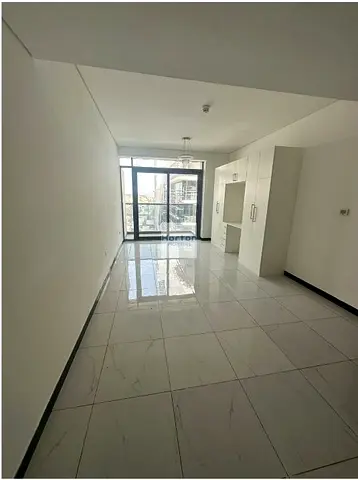 NEXT TO CIRCLE MALL | CHILLER FREE | MODERN
