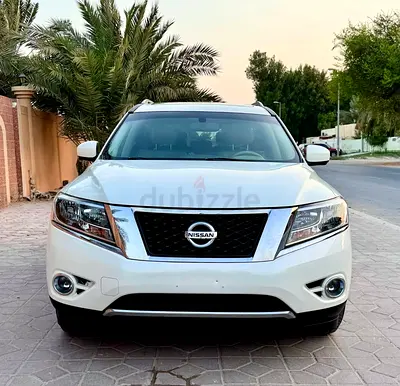 Nissan Pathfinder 2013 SL - GCC Specs - Excellent Condition