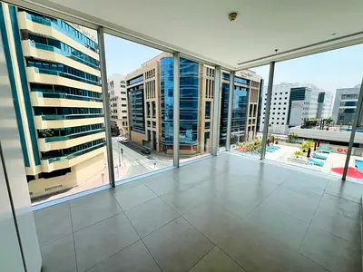 LARGE | 2 MASTER BR | POOL | GYM