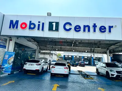 Auto Service Centre for Sale