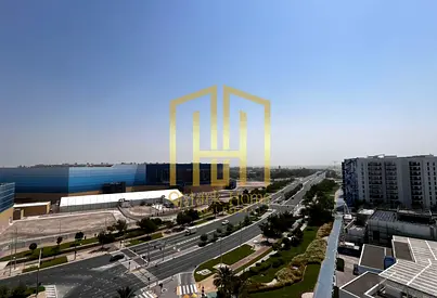 High Floor- Mid Floor | Ferrari World View| 3BR+M
