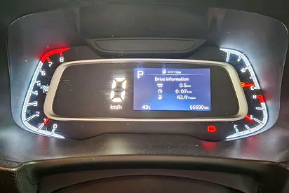 صورة 14 لـ 2025 KIA SONET