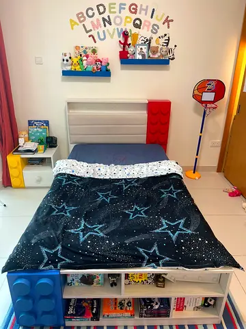 Brand new condition 120x200 bed