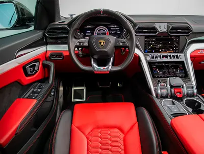 2019 Lamborghini URUS 缩略图 6