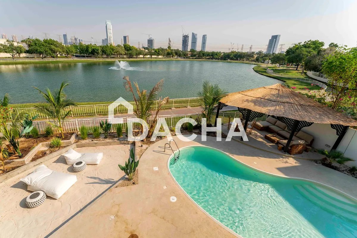Full Lake View | Family Home | Must See!!