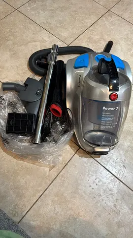 Hoover vacuum