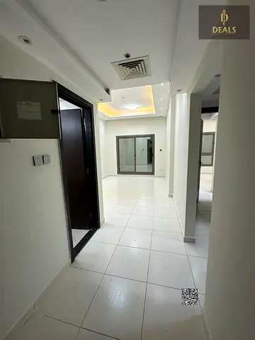 1 Bedroom Apartment with Parking for Rent in Paradise Lake Tower B6 | AED 30,000
