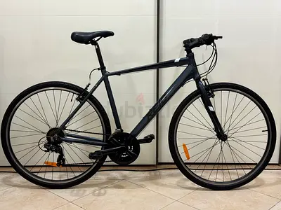 Reid Transit 700c Hybrid Bike (Medium) – Good Condition bicycle + FREE Lock