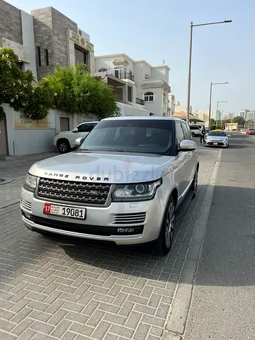 Well maintained and exceptionally clean Range Rover Vogue HSE