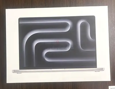 MacBook Pro 16 inch m5 max