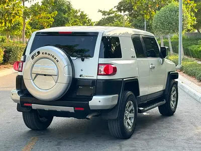 2014 Toyota FJ CRUISER — фото 3