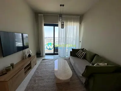 860K Unfurnished | Upgraded | Fully Furnished | Pool View | Metro & SZR Access