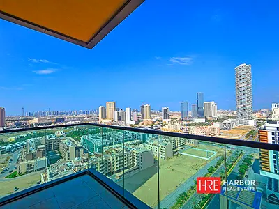 High Floor Studio | Move-In Ready | 1 Month Free