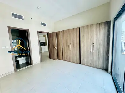 COMPANY STAFF | FAMILY | LOWEST FLOOR