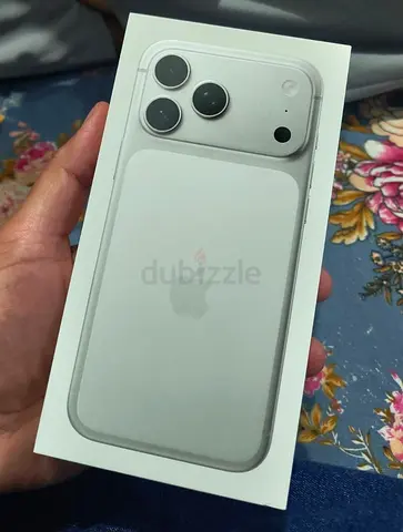 iPhone 17pro max 256GB silver New TDRA