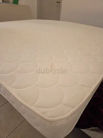 King size foam mattress - Home centre 180cm x 200c.