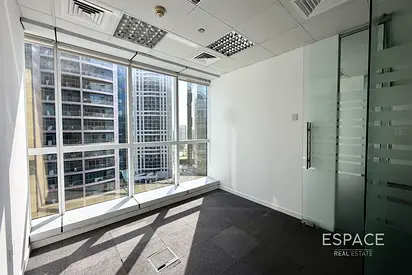 Grade A Tower | Vacant | Lake View