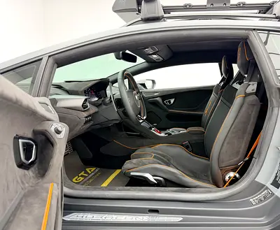 2023 Lamborghini HURACAN — миниатюра 12