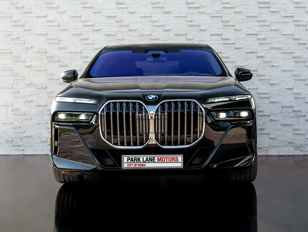 BMW 7-Series 2023