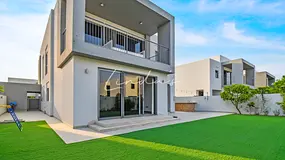 Prime Location | Park backing | Unfurnished