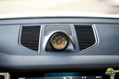 Porsche Macan Standard, миниатюра 7