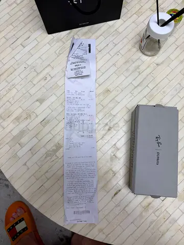 Like-new VR headset with original box and receipt
