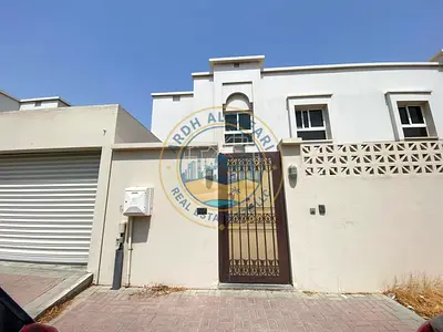 Spacious And Nice Ready To Move 4bhk Villa Just 115k With Al Facilities Close To Sharjah Airport Ea