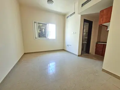 very big studio close to school