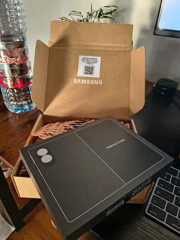 Samsung Fold 8 TDRA - 256gb Graphite