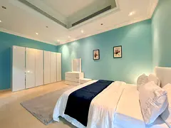 🌟 LUXURY EXECUTIVE MASTER SUITE | Private bathroom & Laundry machine | with free parking